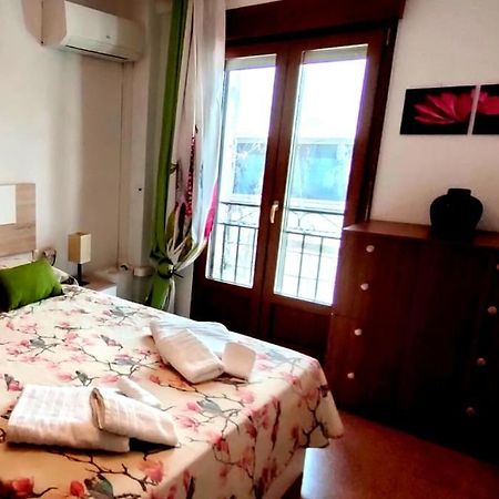 אליקאנטה Apartamento En Zona De Ocio Casco Antiguo מראה חיצוני תמונה